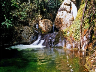 一起穿山過(guò)水，尋找詩(shī)與遠(yuǎn)方